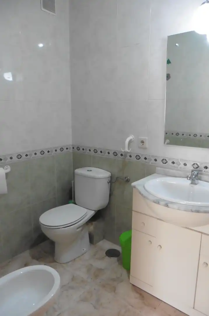 Badezimmer von Wohnung zur Miete in Villanueva de la Cañada mit Heizung, Möbliert und Ofen