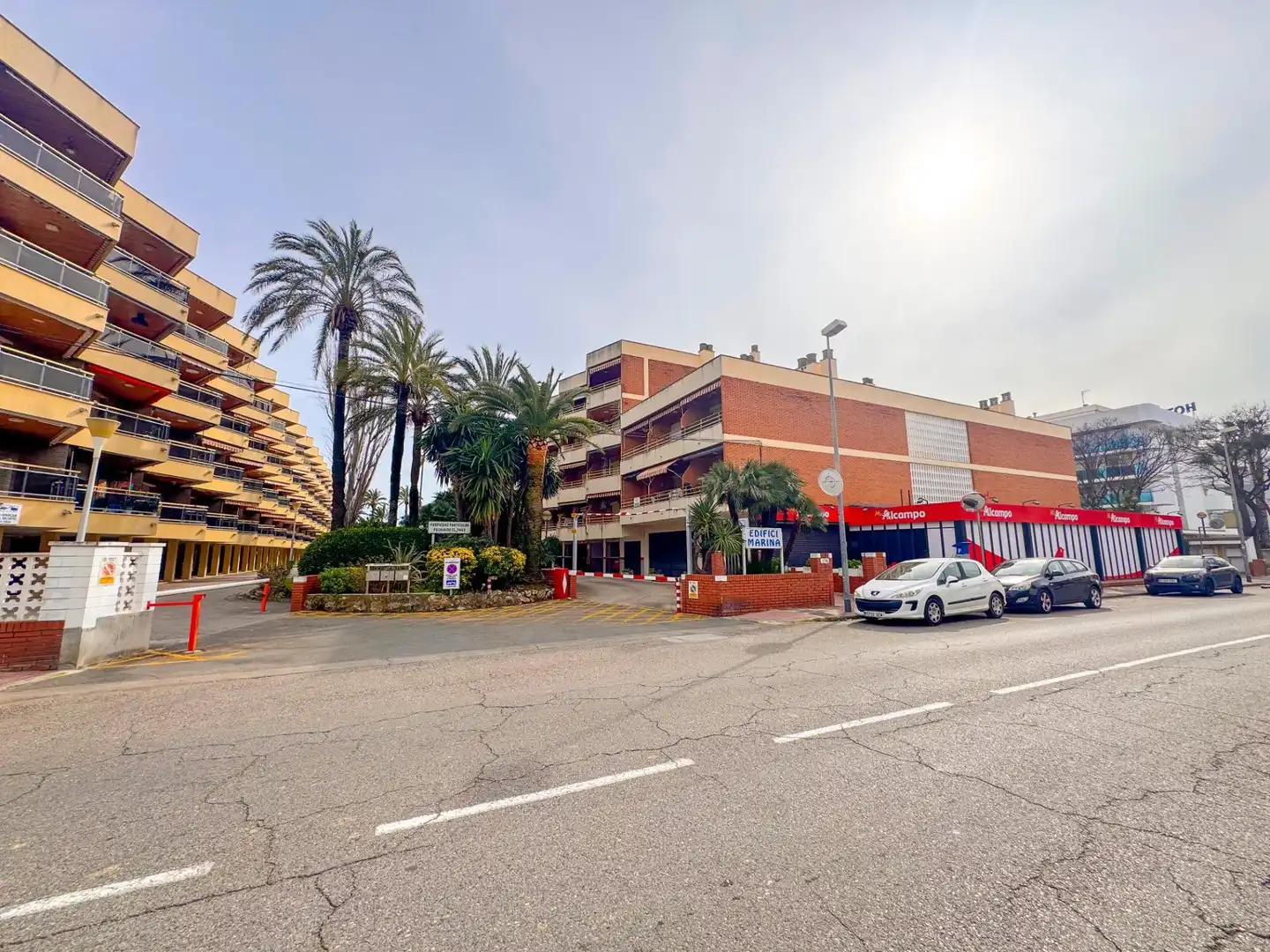 Aparcament de Apartament en venda en Cambrils amb Aire condicionat, Calefacció i Terrassa