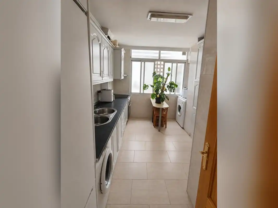 Cocina de Piso en venta en Estepona con Aire acondicionado, Calefacción y Terraza