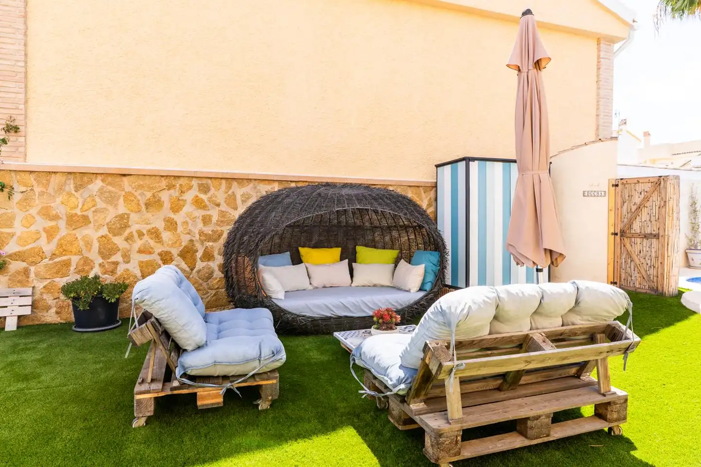 Terrasse von Haus oder Chalet zum Verkauf in Santa Pola mit Klimaanlage, Privatgarten und Terrasse