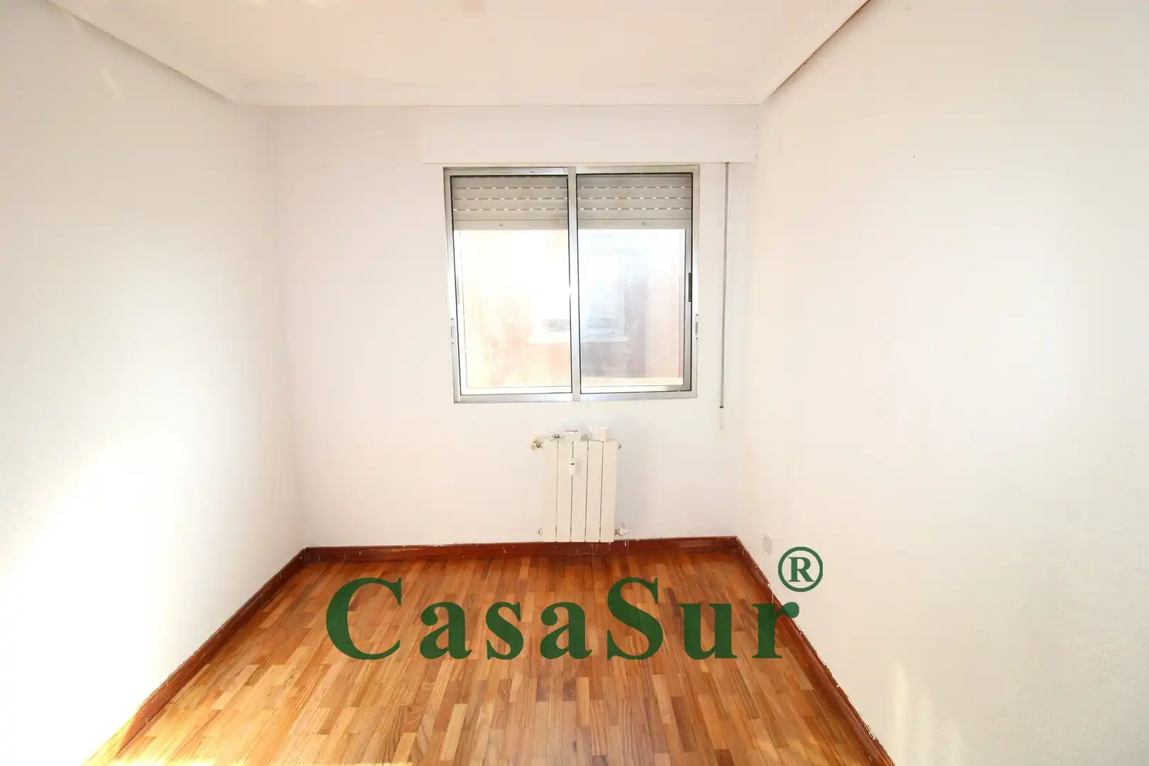 Dormitori de Pis en venda en Valladolid amb Calefacció, Parquet i Terrassa