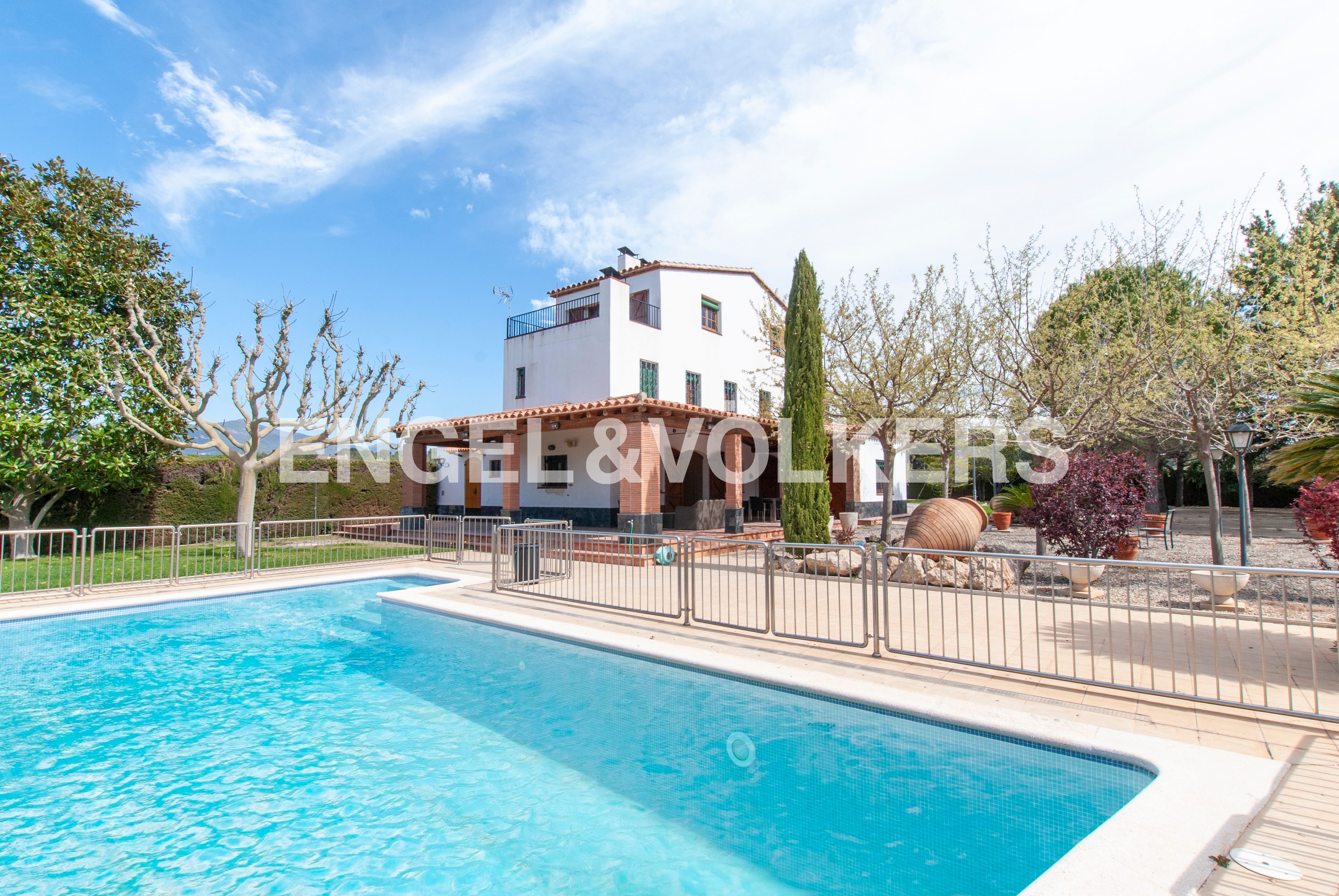 Swimming pool of House or chalet for sale in Valls  with Heating, Private garden and Terrace