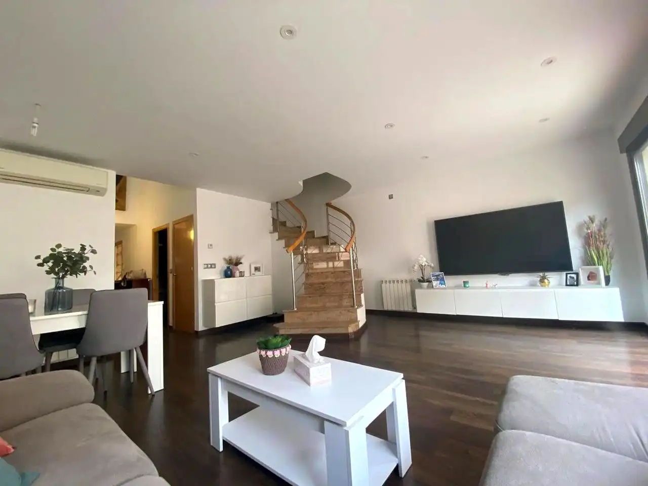 Sala d'estar de Casa o xalet en venda en San Javier amb Aire condicionat, Calefacció i Jardí privat
