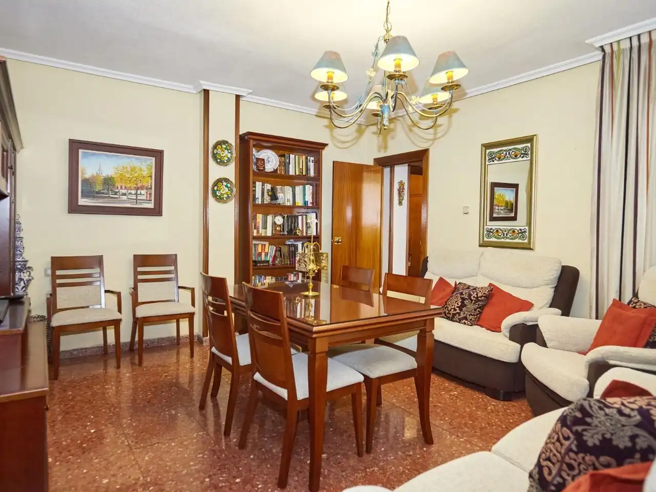 Esszimmer von Wohnung zur Miete in  Jaén Capital mit Klimaanlage und Terrasse