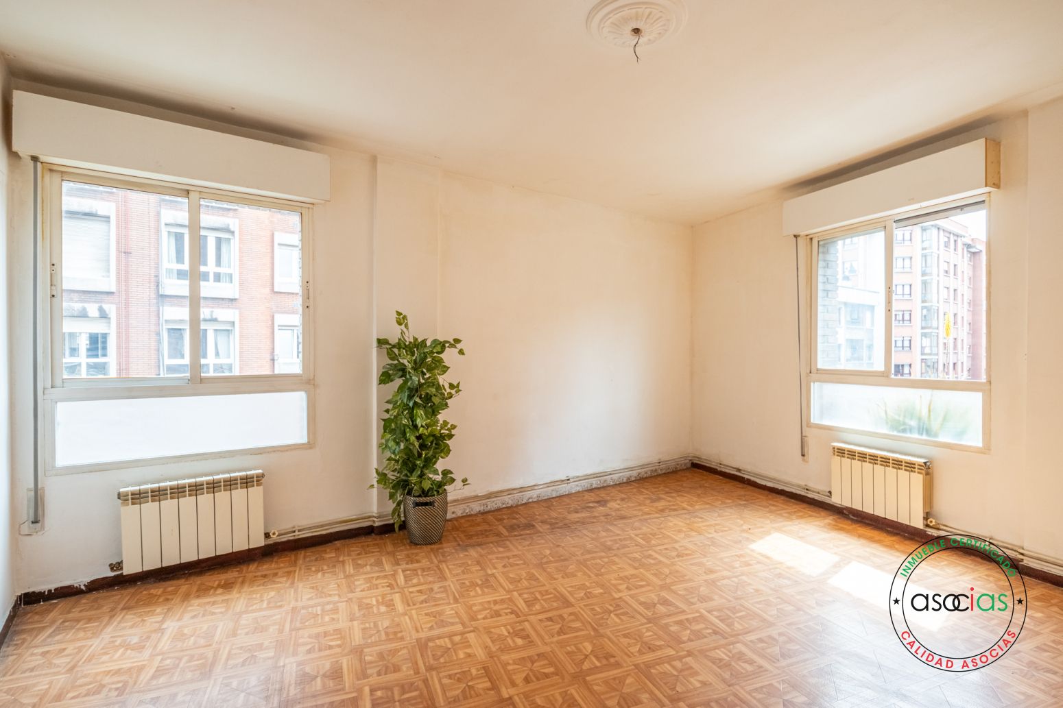 Living room of Flat for sale in Gijón   with Heating and Private garden