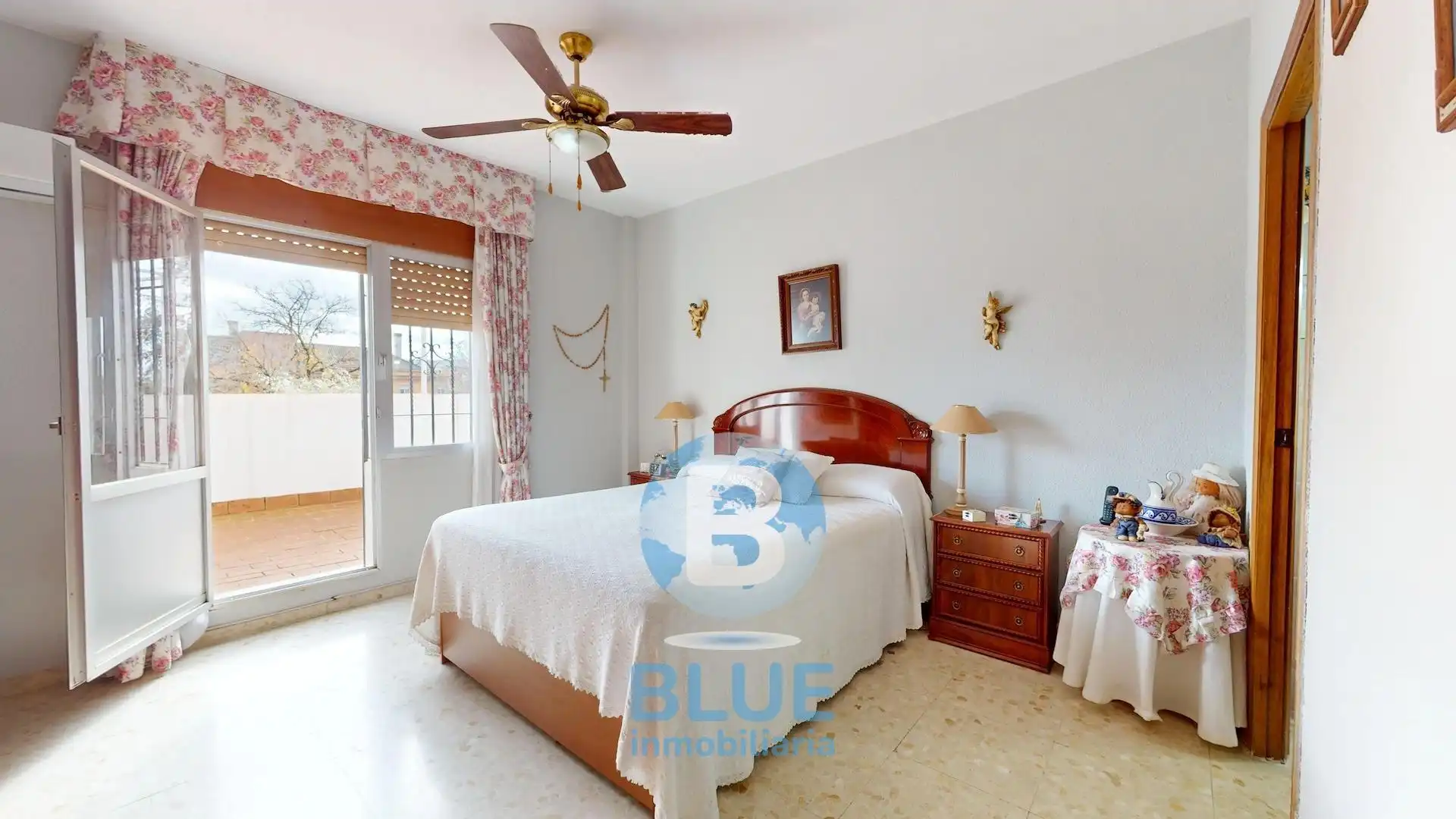 Bedroom of Houses for sale in Córdoba  with Air Conditioner, Heating and Terrace