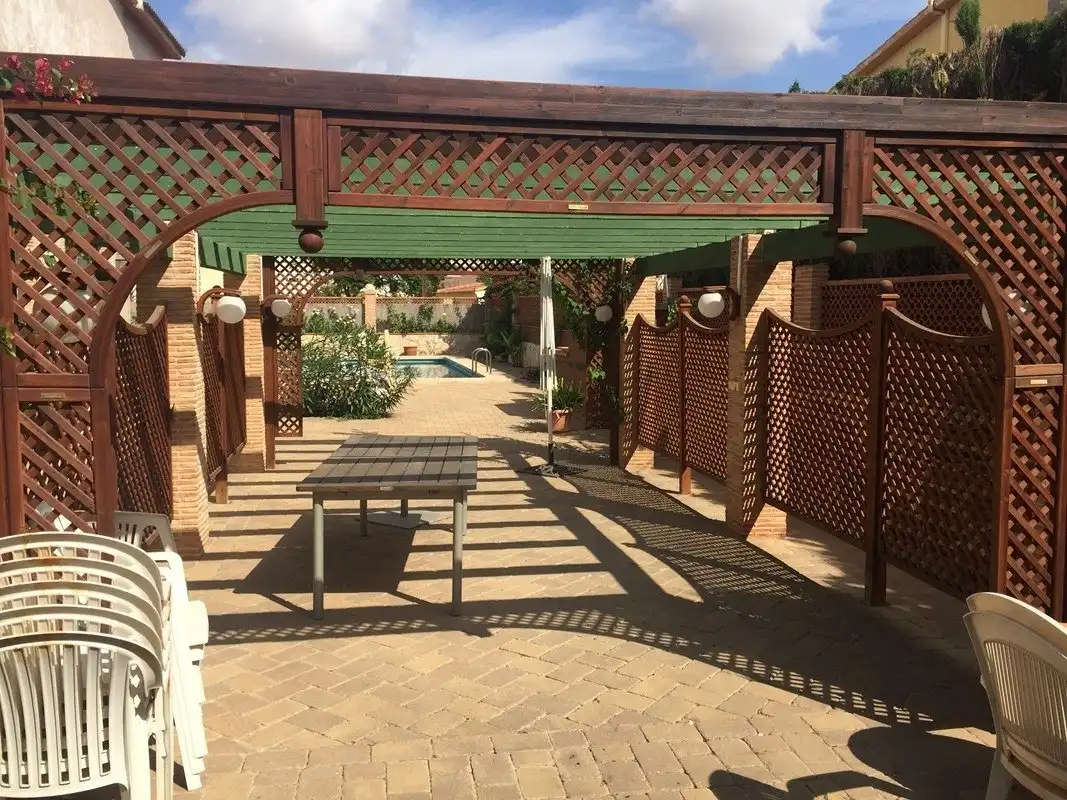 Terrassa de Casa o xalet en venda en Elche / Elx amb Jardí privat, Terrassa i Piscina