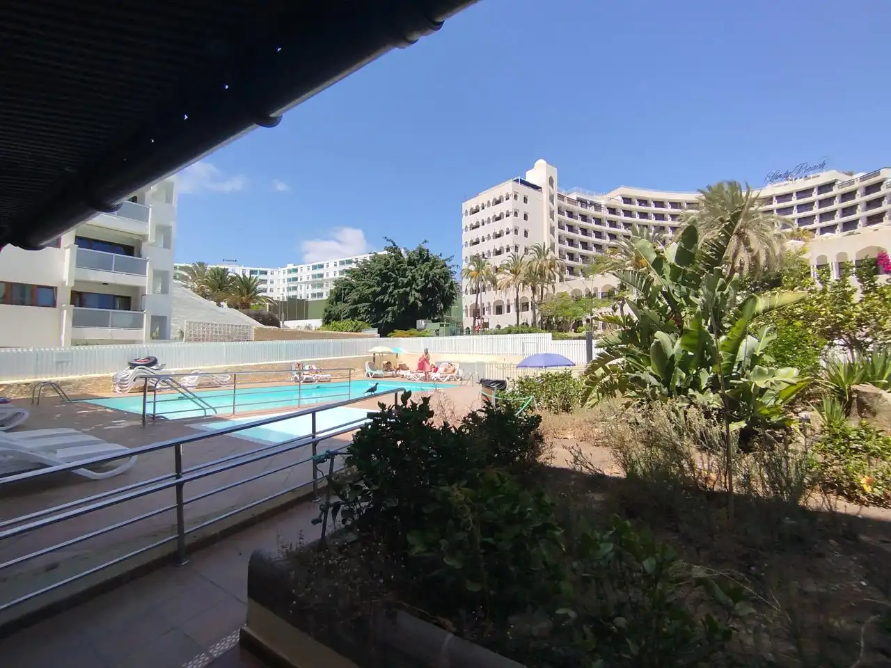 Piscina de Apartament de lloguer en San Bartolomé de Tirajana amb Moblat, Balcó i Internet