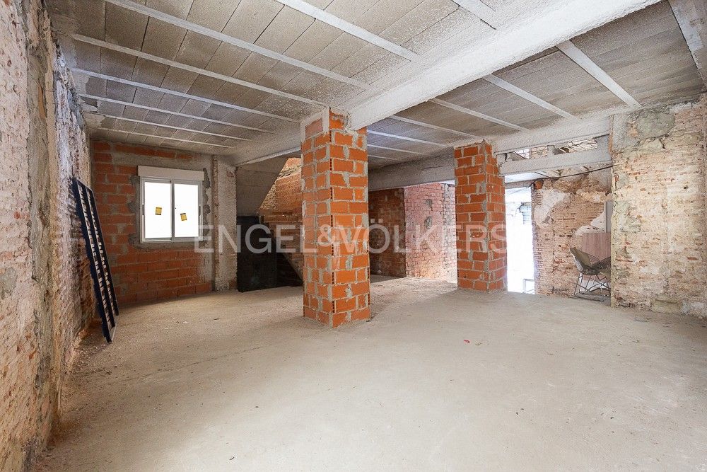 Apartment for sale in  Valencia Capital  with Heating