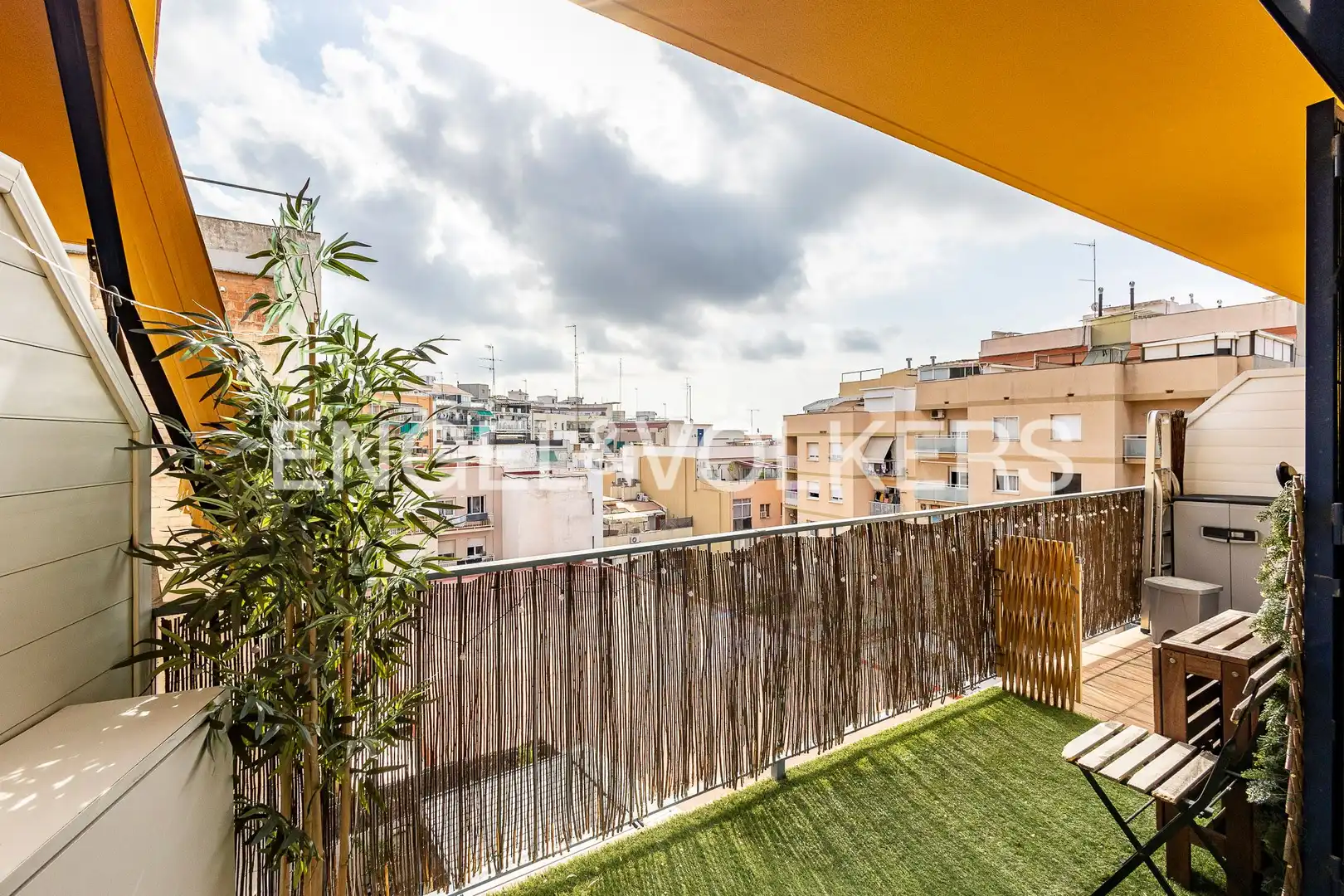 Balcony of Attic for sale in Esplugues de Llobregat  with Air Conditioner, Heating and Parquet flooring