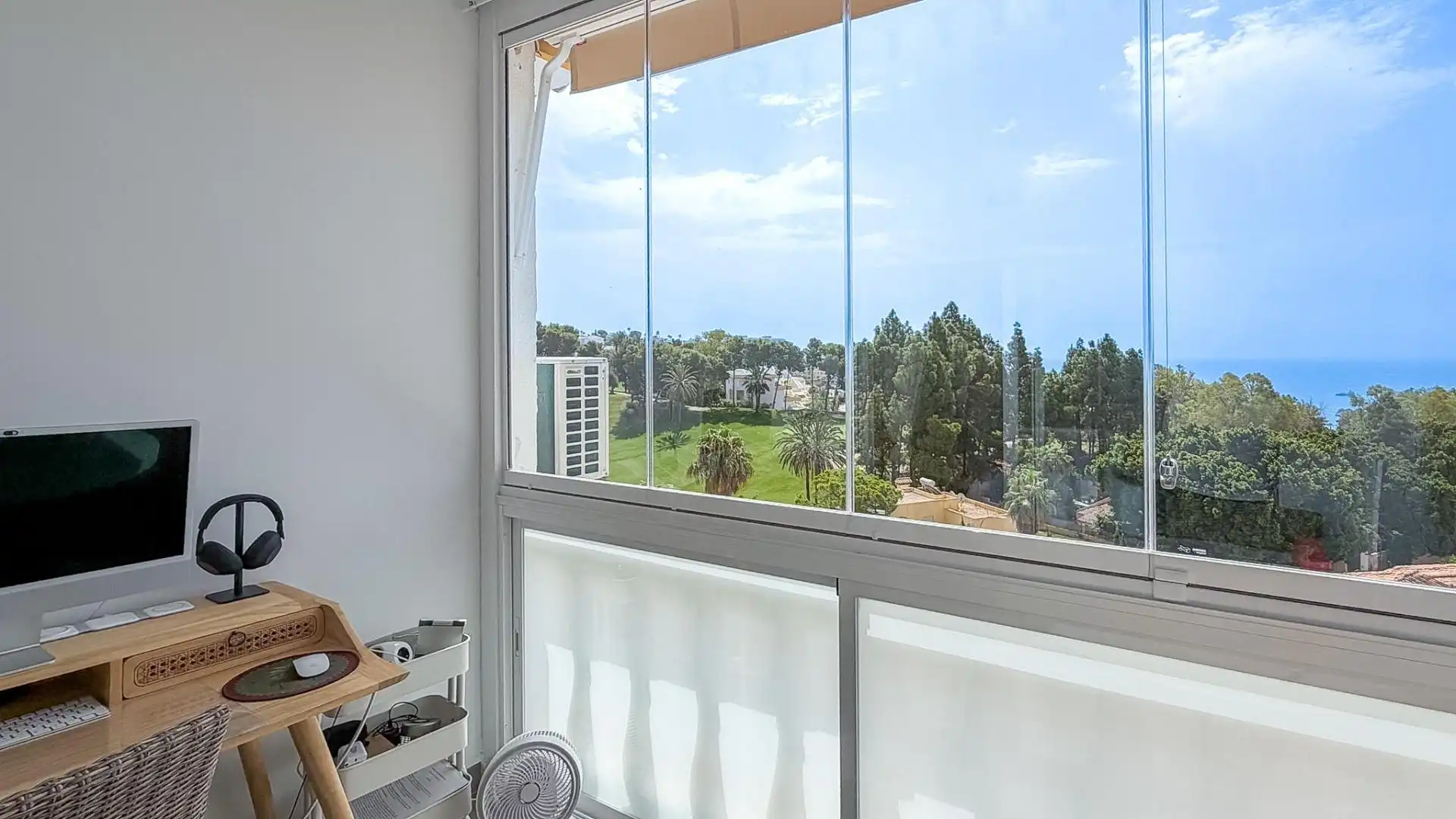 Terrassa de Casa adosada en venda en Benalmádena amb Aire condicionat, Calefacció i Jardí privat