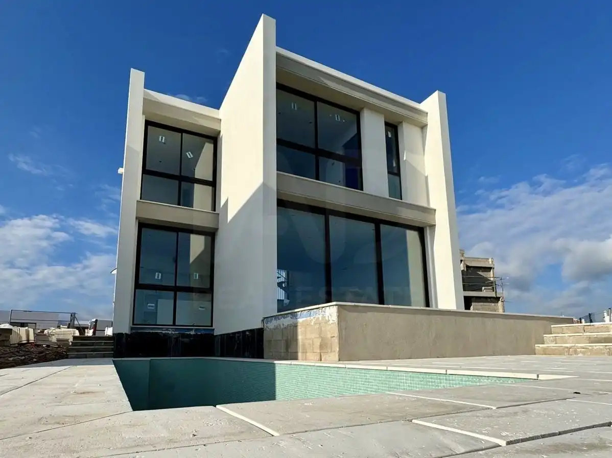 Vista exterior de Casa o xalet en venda en Cala en Blanes