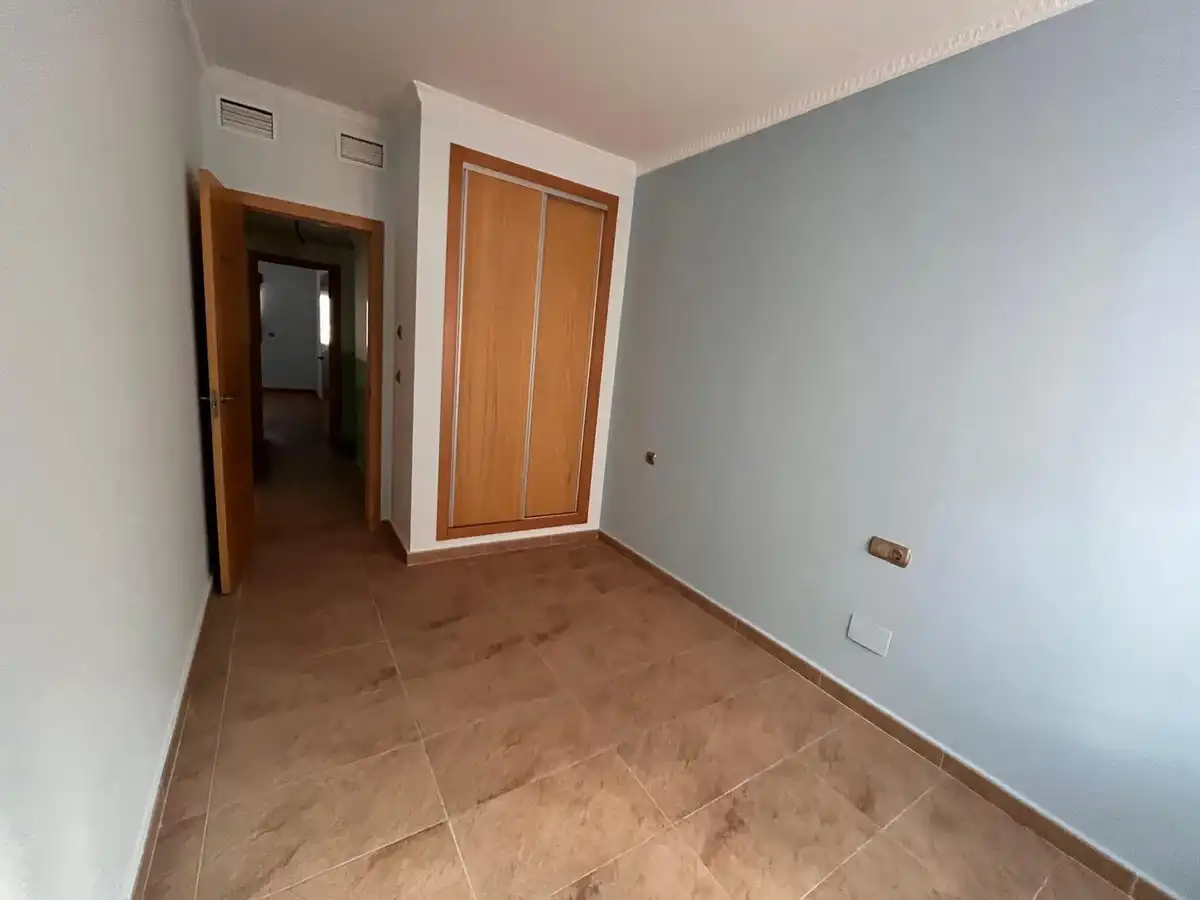 Dormitori de Apartament en venda en Los Alcázares amb Terrassa i Alarma