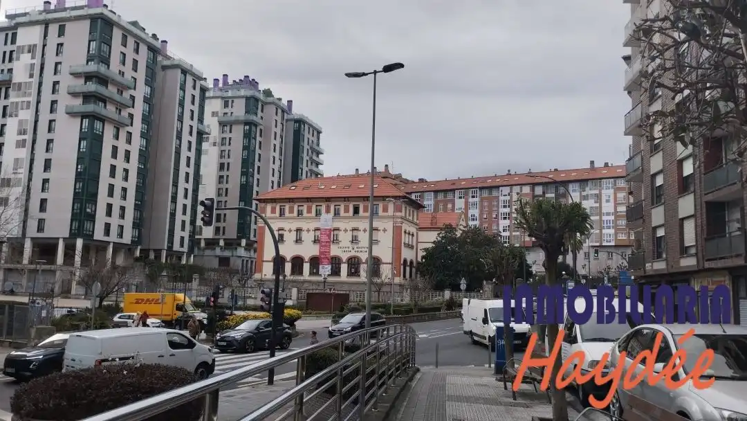 Piso con terraza en venta en Sor Natividad Homedes Kalea, imagen 60