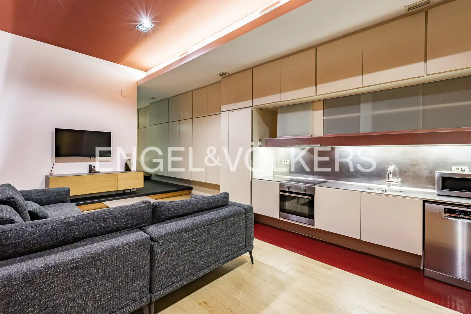 Sala d'estar de Planta baixa de lloguer en Barcelona amb Aire condicionat, Calefacció i Parquet