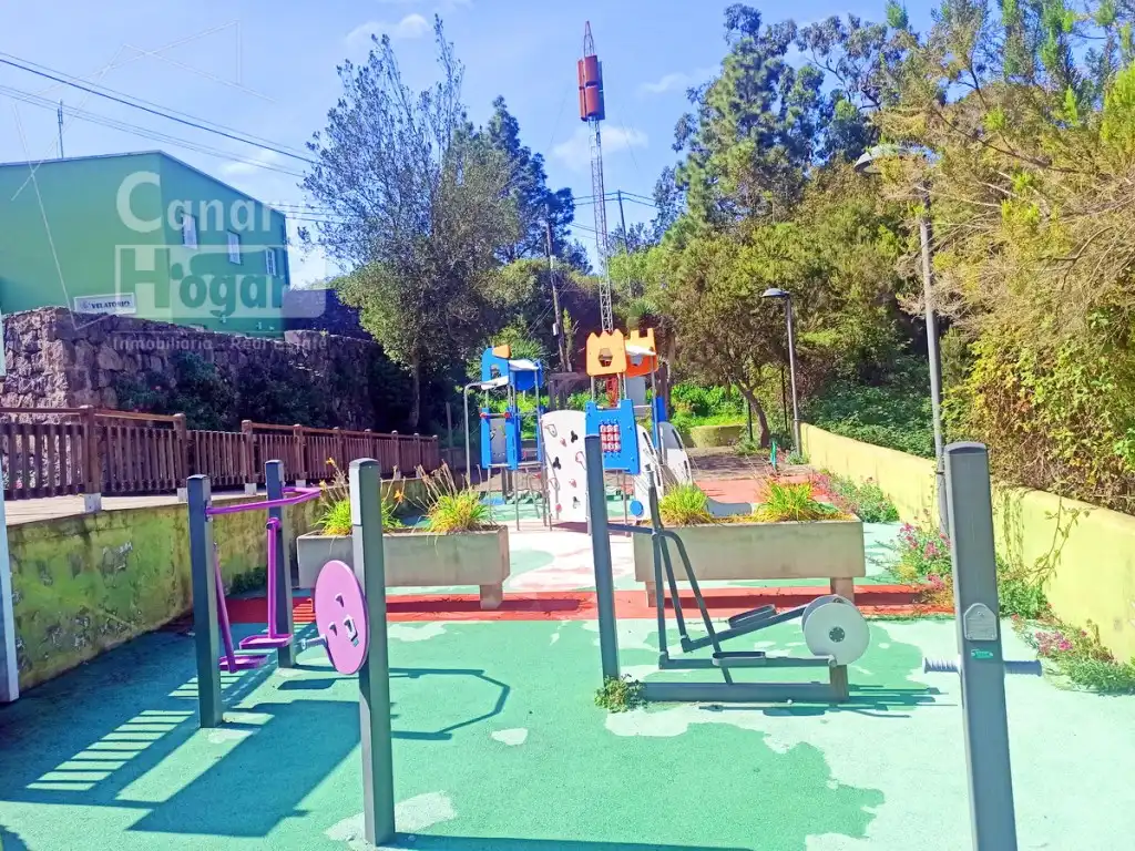 Vista exterior de Casa o chalet en venta en Garachico con Jardín privado, Terraza y Amueblado