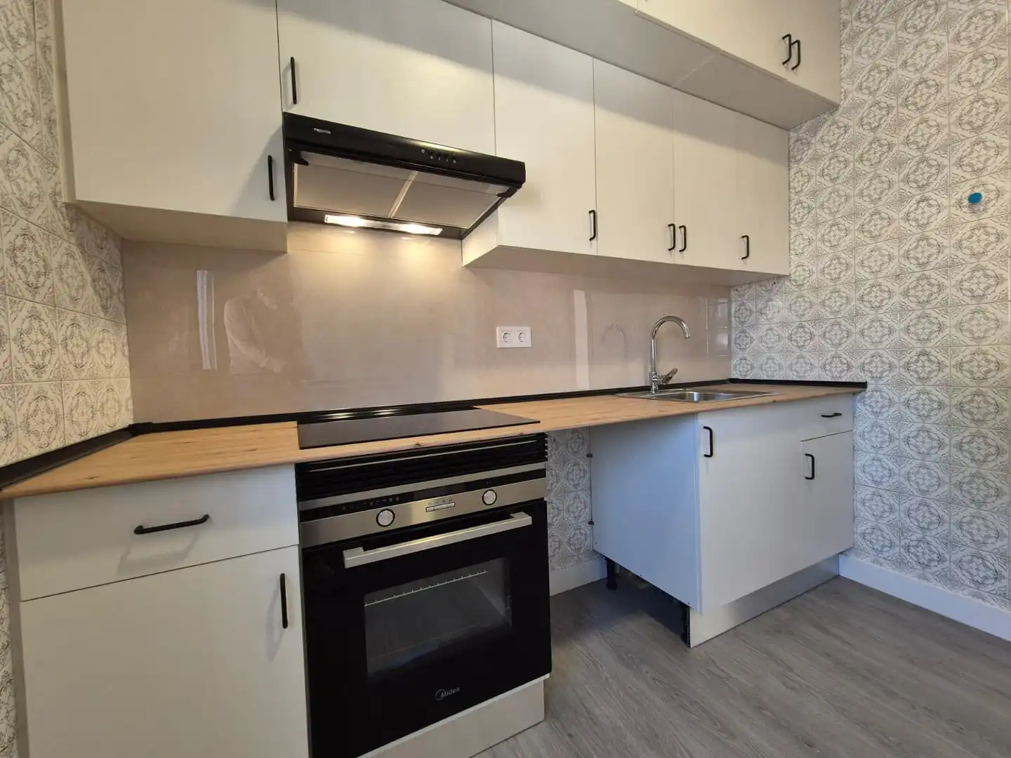 Cocina de Casa o chalet en venta en Gilet con Aire acondicionado, Terraza y Balcón