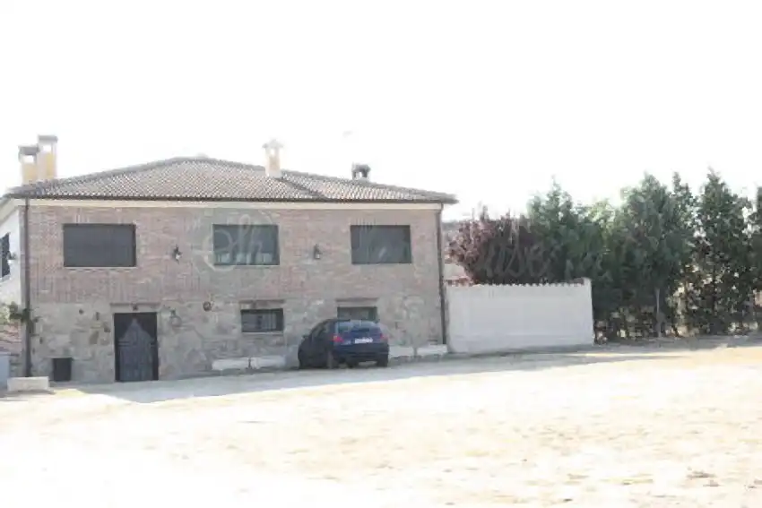 Exterior view of Houses for sale in Segovia  with Heating