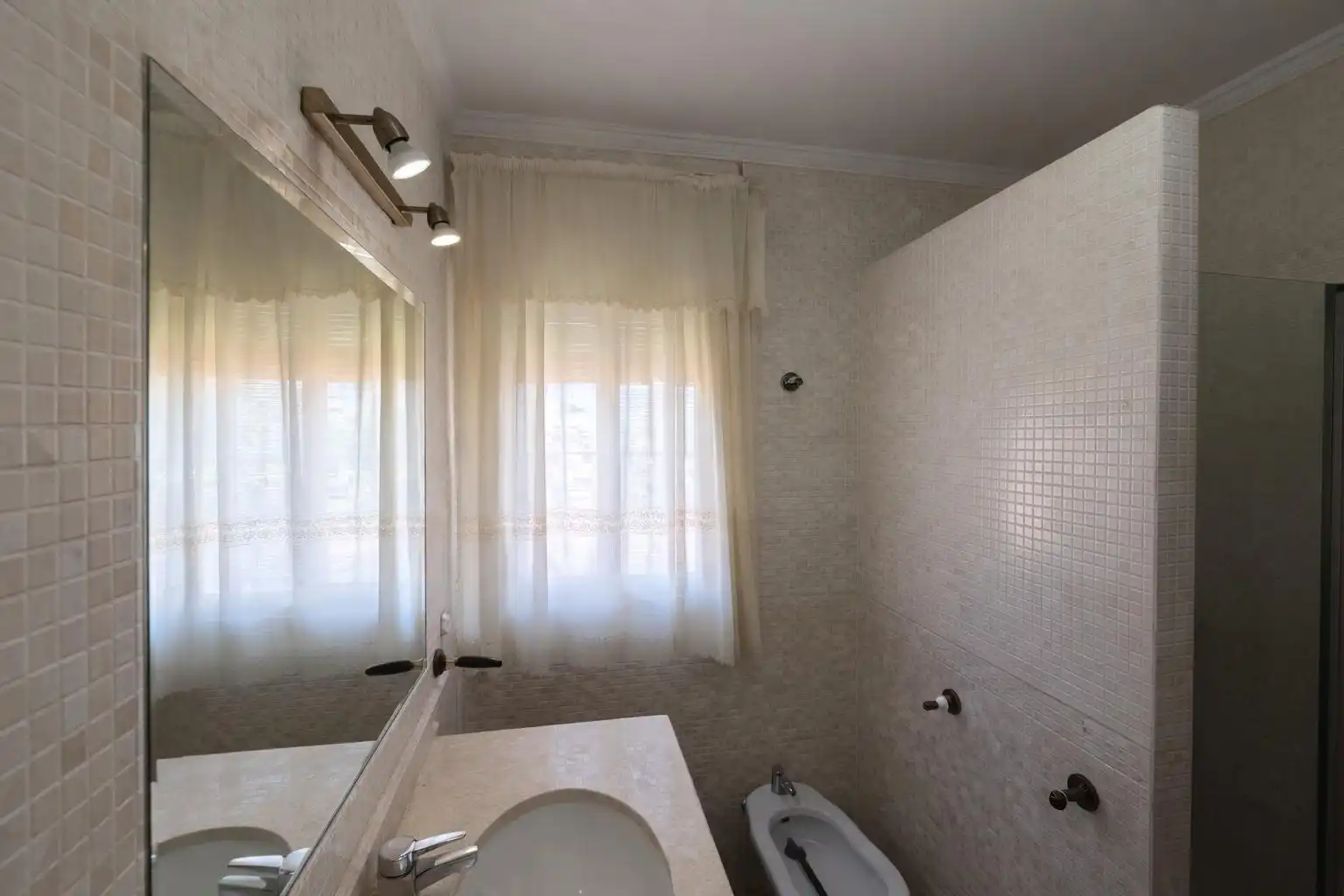 Bathroom of Houses for sale in Chiclana de la Frontera  with Swimming Pool