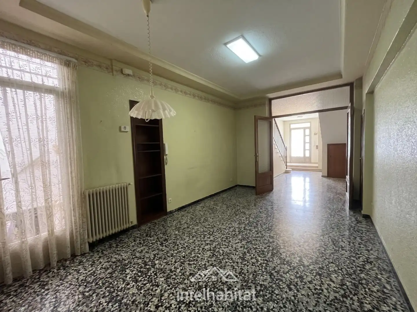 Casa o xalet en venda en Benifaió amb Calefacció, Terrassa i Moblat