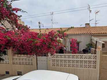 Bungalow avec jardin à vendre à Calle MATILDE PEÑARANDA