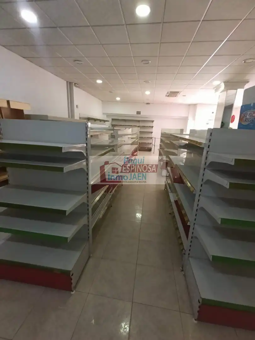 Local en venta en Jamilena con Aire acondicionado