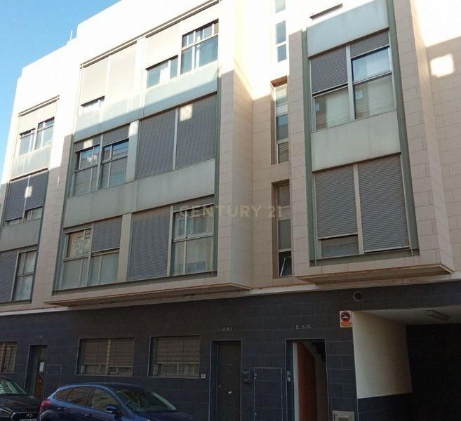 Vista exterior de Garatge en venda en Elche / Elx