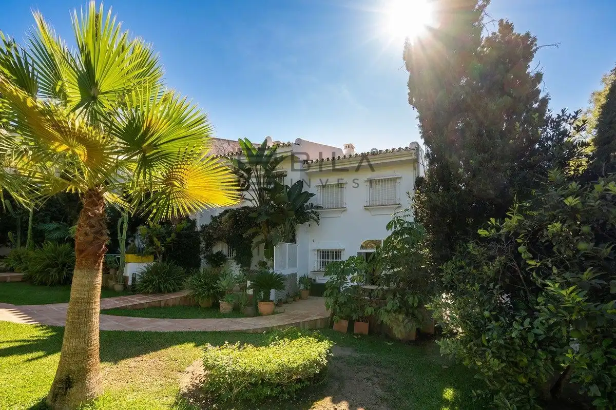 Reihenhaus mit Pool zum Verkauf in Urb. Villas en Artola Golf, imagen 24