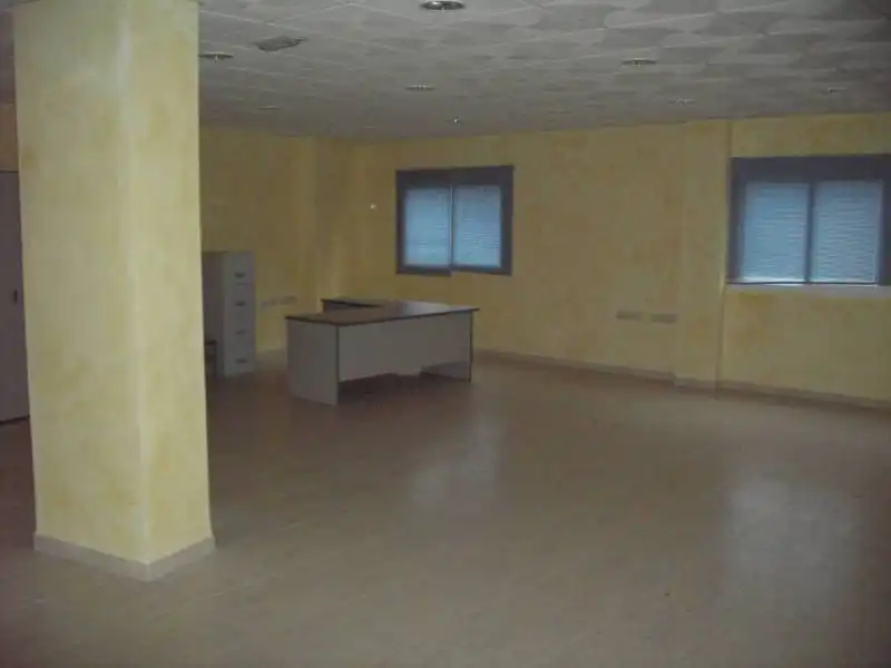 Büro zur Miete in Santa María del Águila