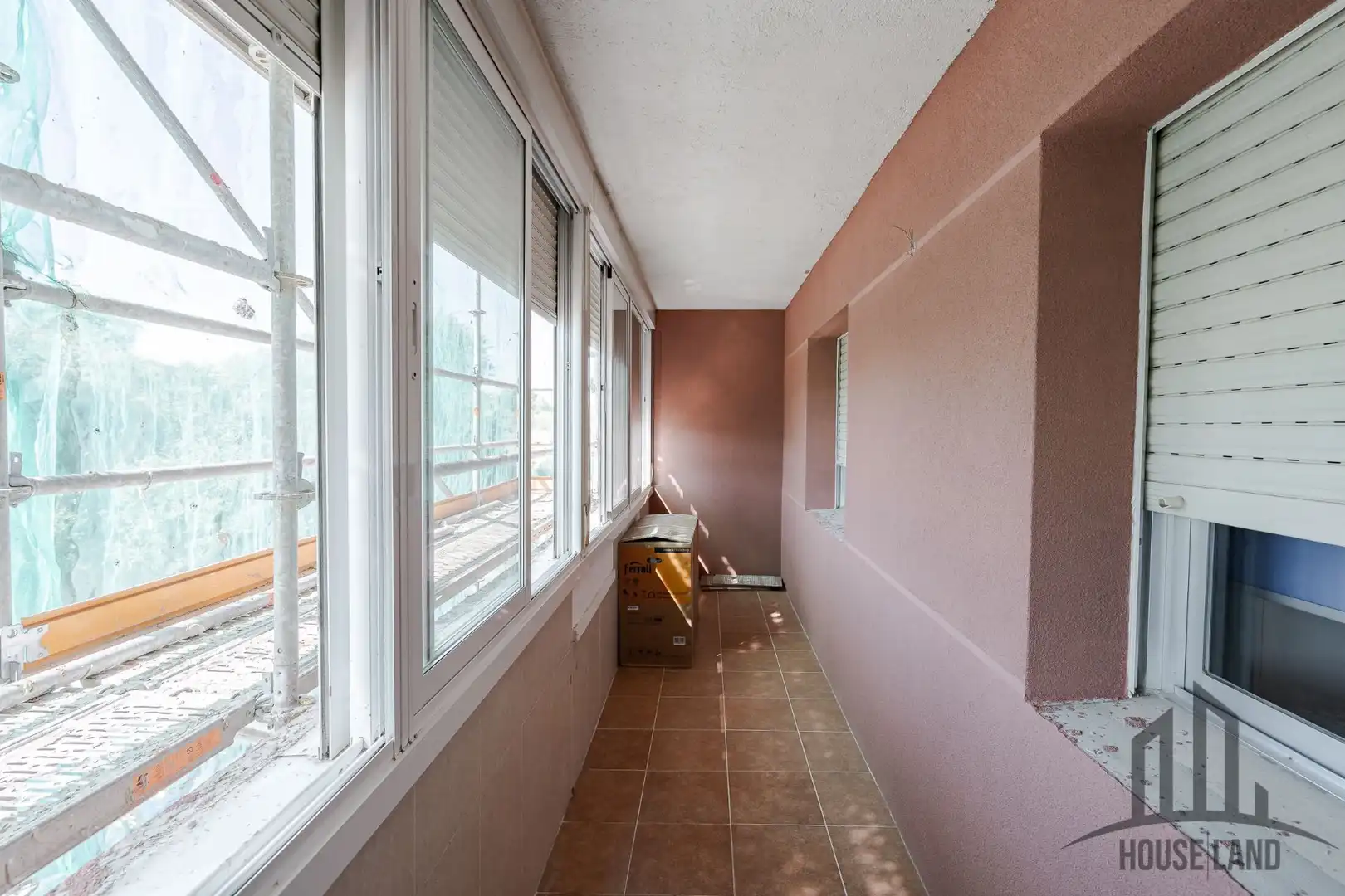 Wohnung zum Verkauf in Algete mit Klimaanlage, Heizung und Gemeinschaftspool