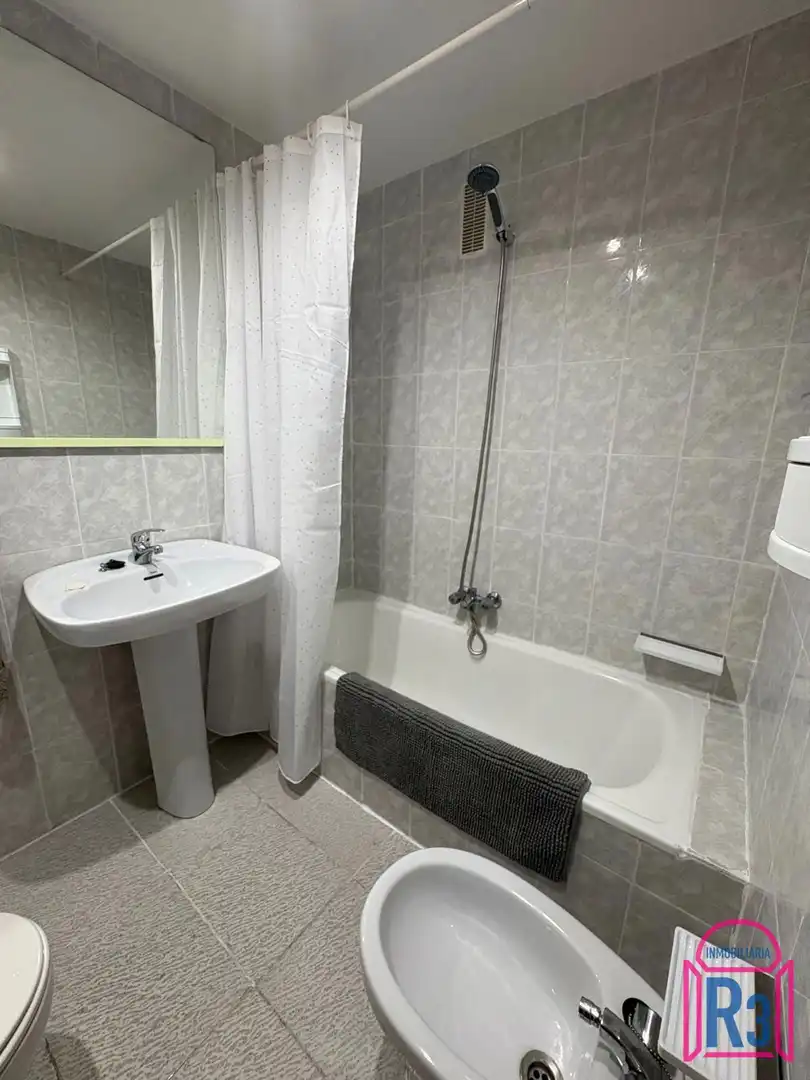 Apartments for rent in Juan de la Cosa, Crucero