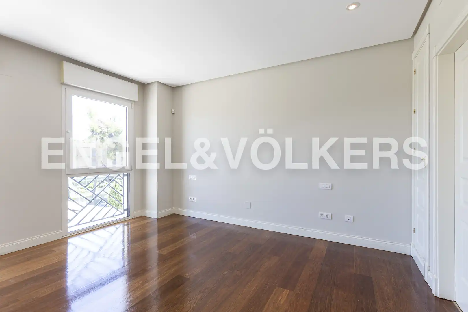 Sala de estar de Piso de alquiler en Madrid con Aire acondicionado, Calefacción y Piscina