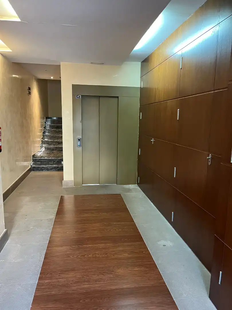 Estudi amb ascensor en venda a Este, imagen 17
