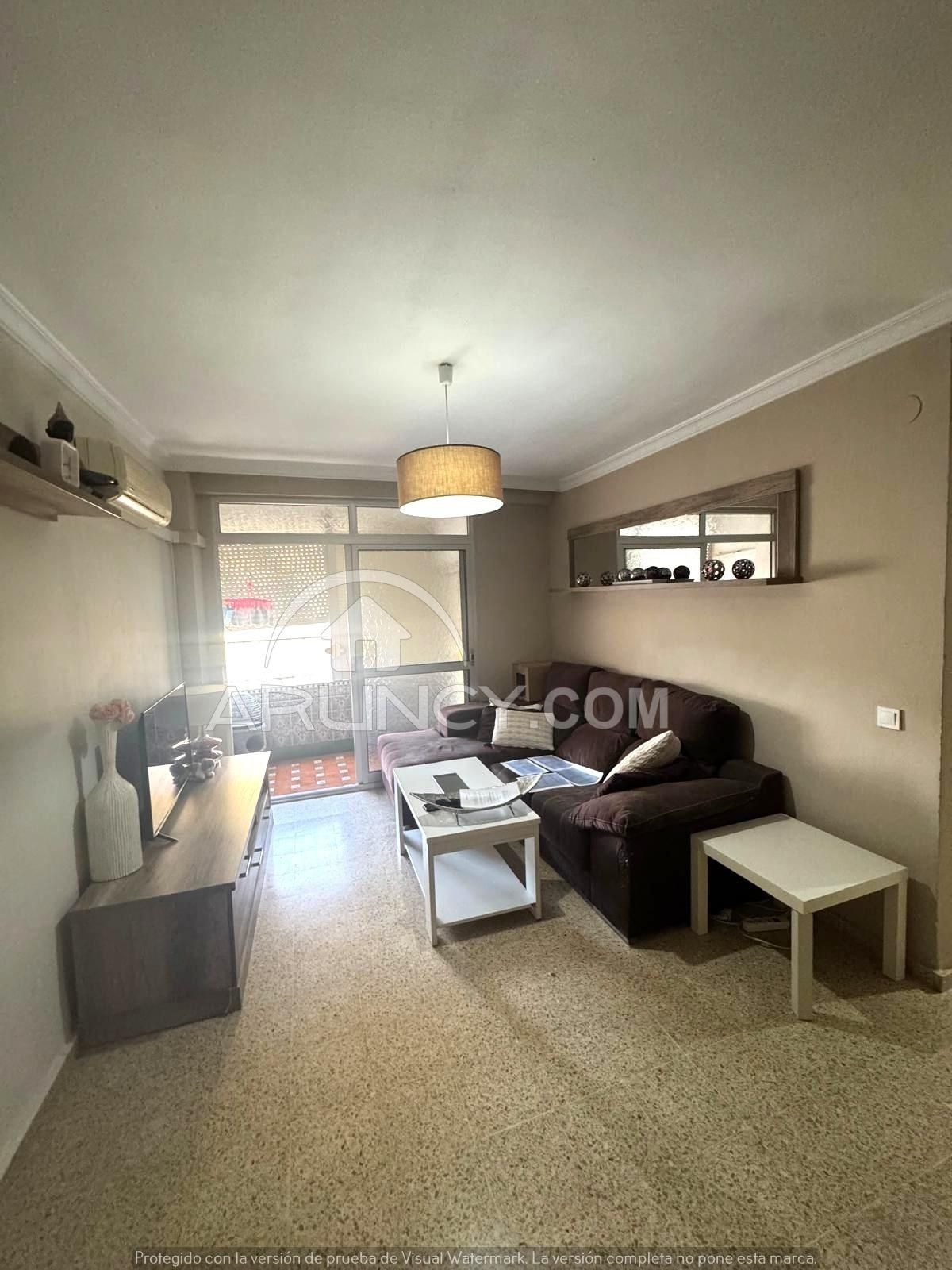 Sala d'estar de Pis en venda en Alcalá de Guadaira amb Aire condicionat, Terrassa i Balcó