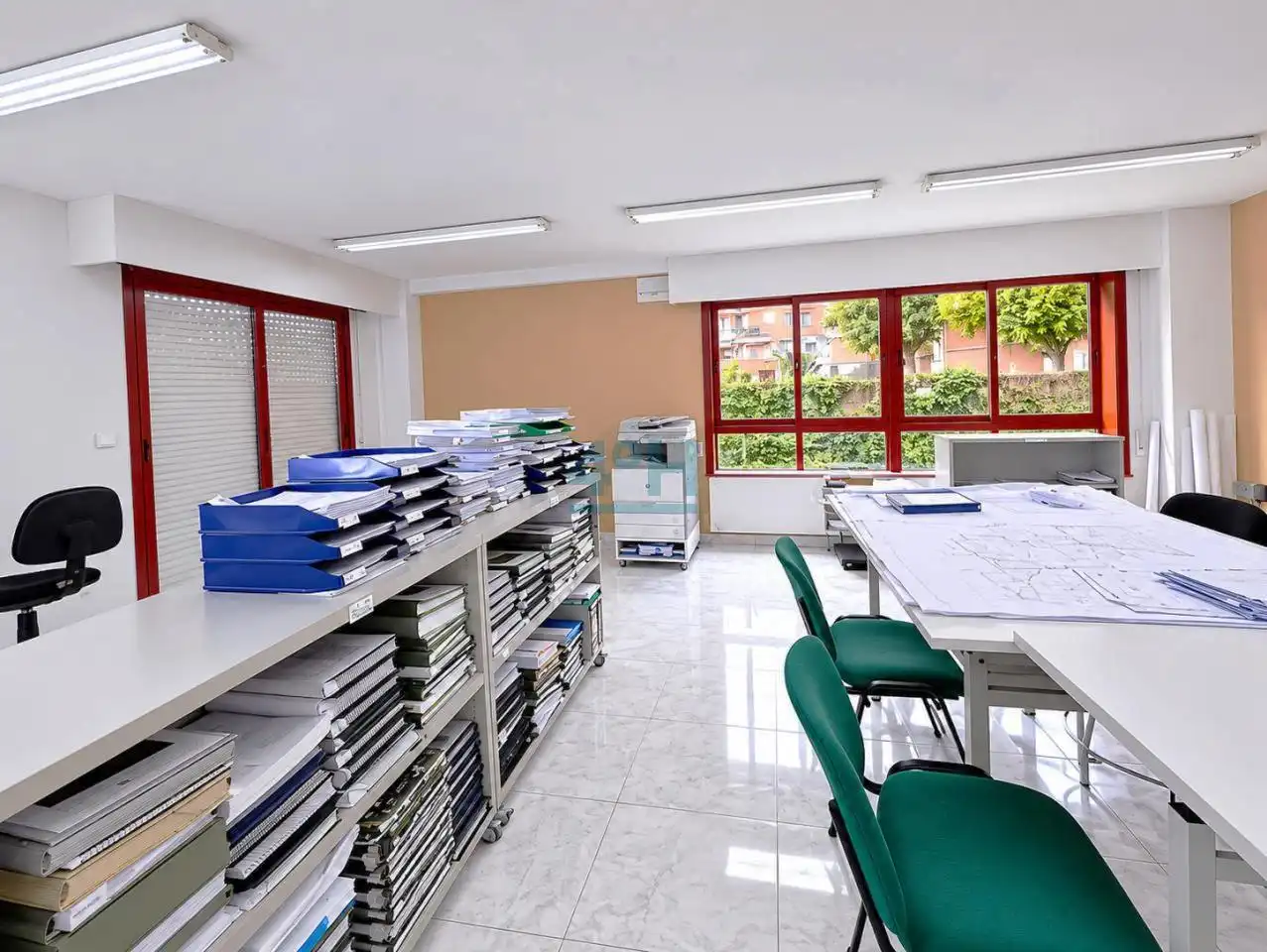 Oficina en venda en Ourense Capital  amb Terrassa