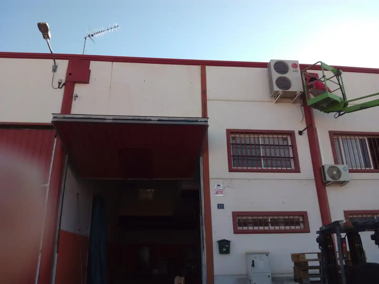 Exterior view of Industrial buildings for sale in Seseña Nuevo  