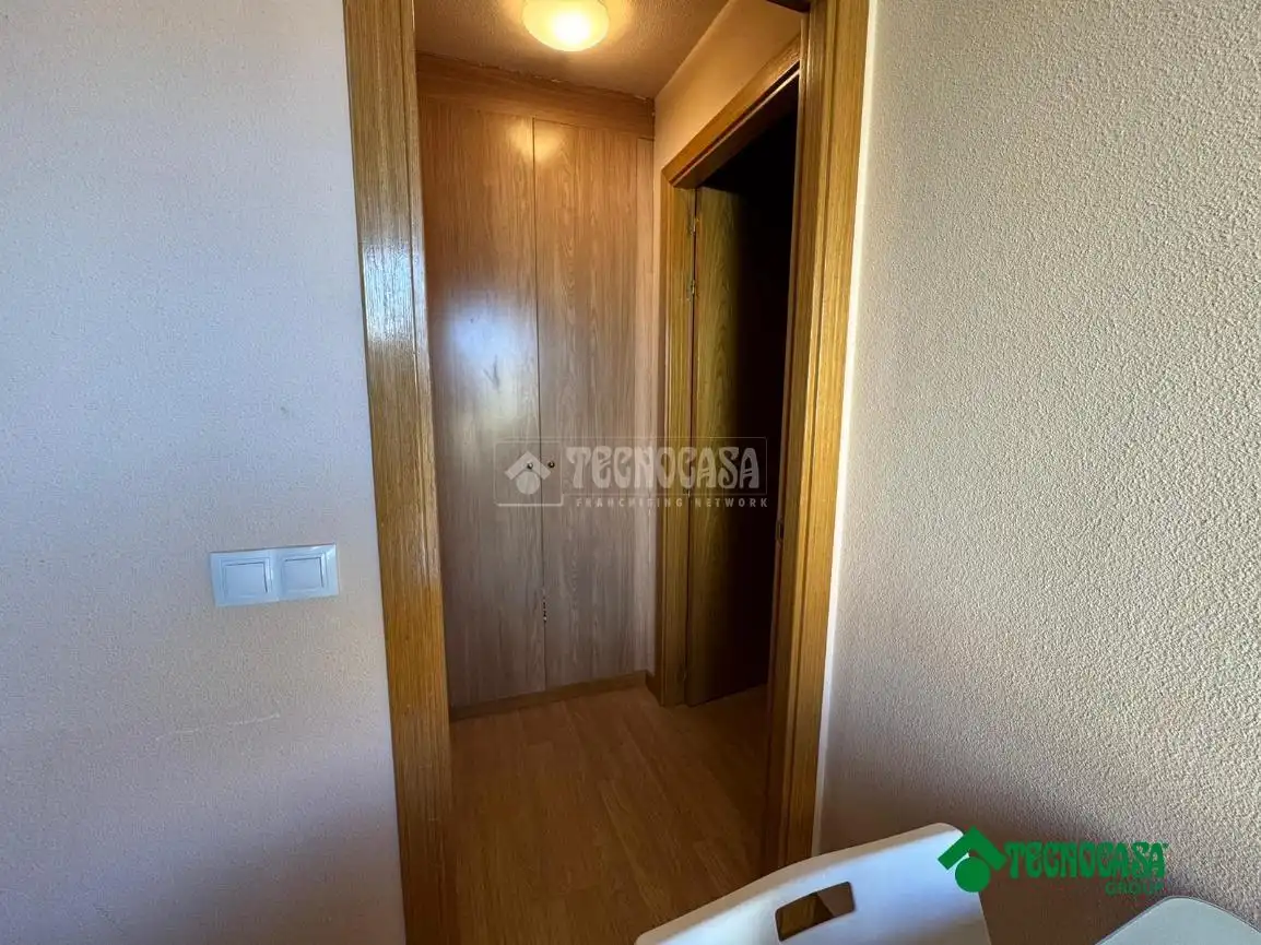 Dormitori de Pis en venda en Gerindote amb Aire condicionat, Terrassa i Balcó
