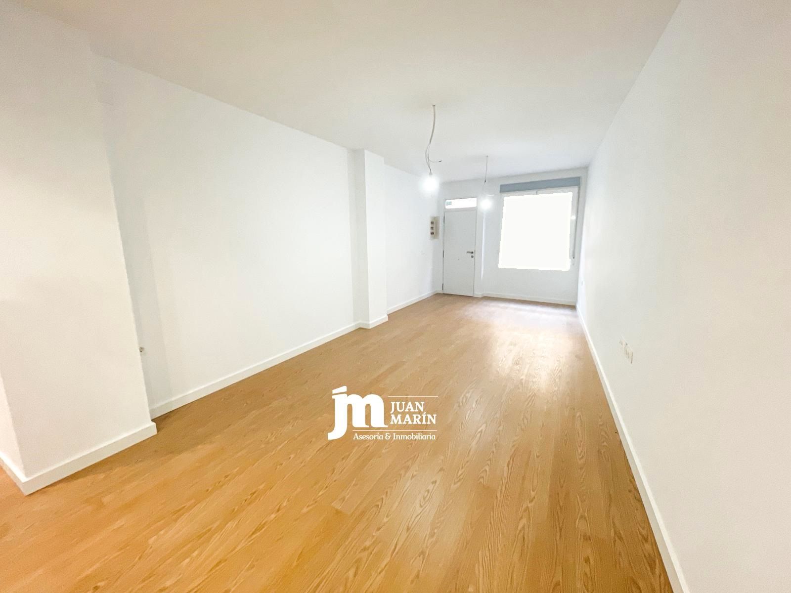 Planta baixa en venda en Cieza