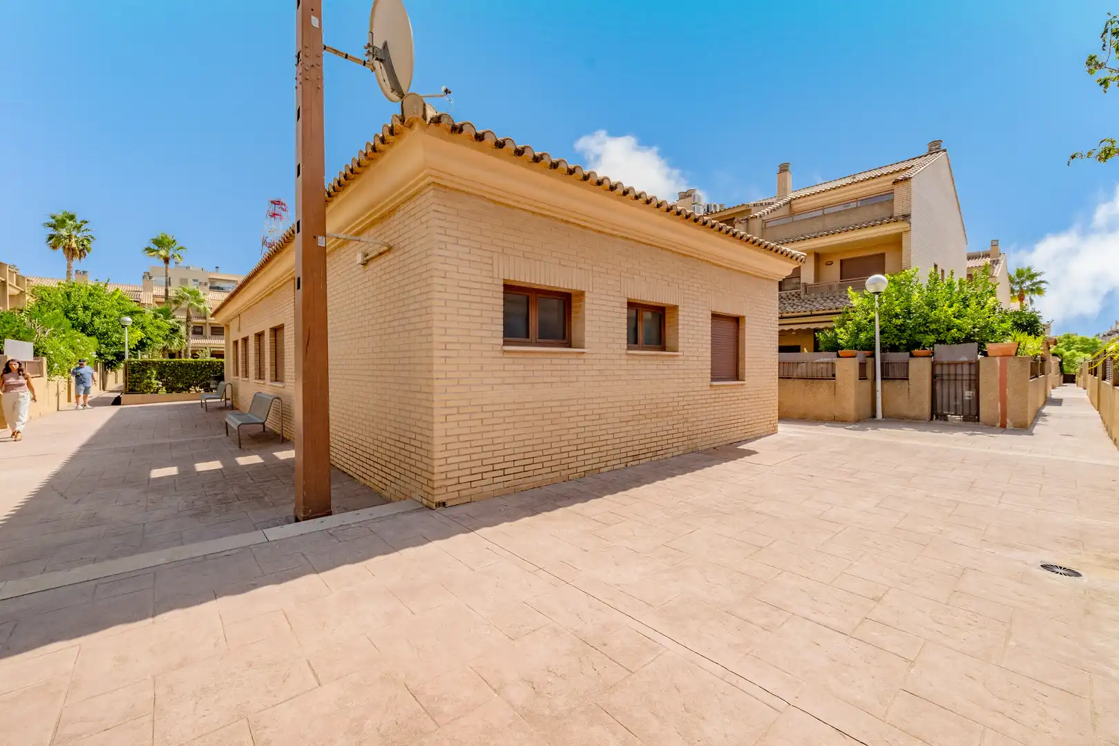 Adossat amb terrassa en venda a Pobles de l'Oest, imagen 71