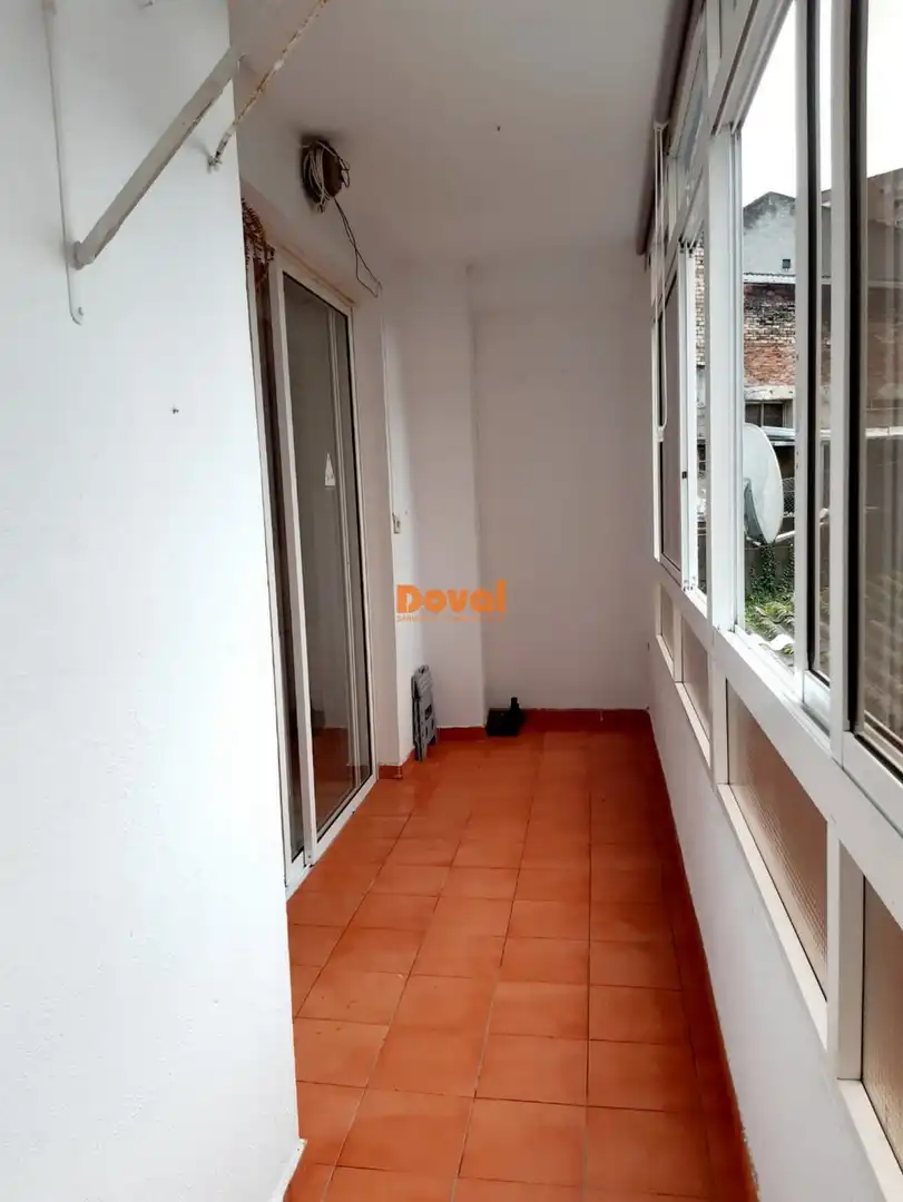 Terraza de Piso de alquiler en Vigo  con Calefacción, Amueblado y Balcón