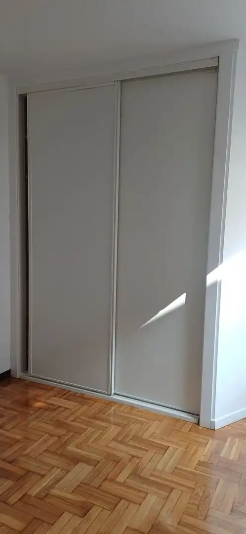 Piso de alquiler en Gijón  con Calefacción, Trastero y Piscina