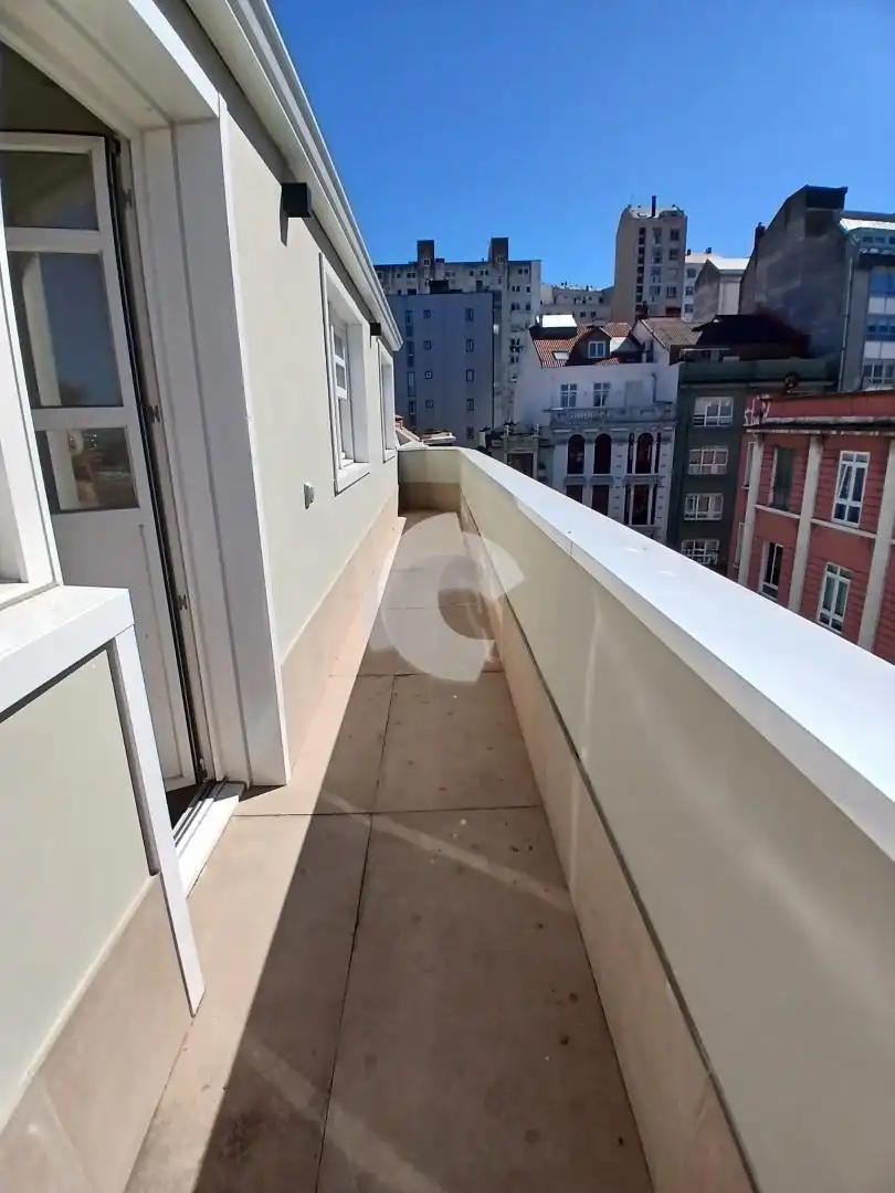 Terrassa de Pis en venda en A Coruña Capital  amb Calefacció, Terrassa i Balcó