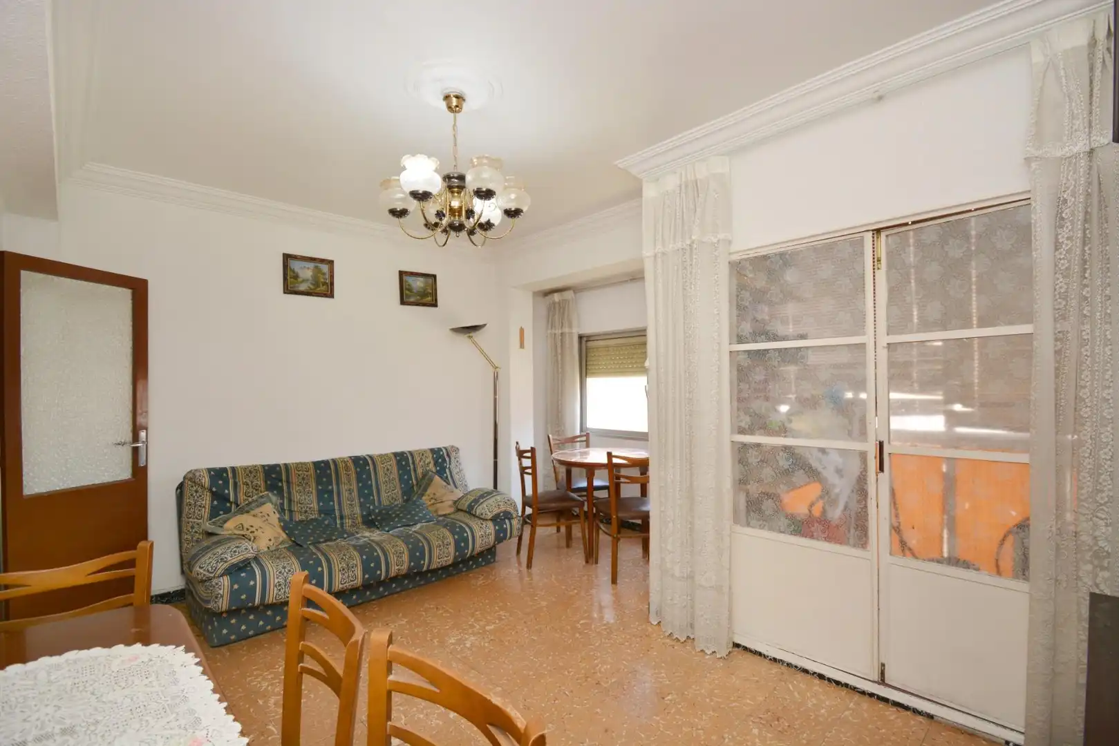 Sala d'estar de Pis en venda en Zaragoza amb Moblat