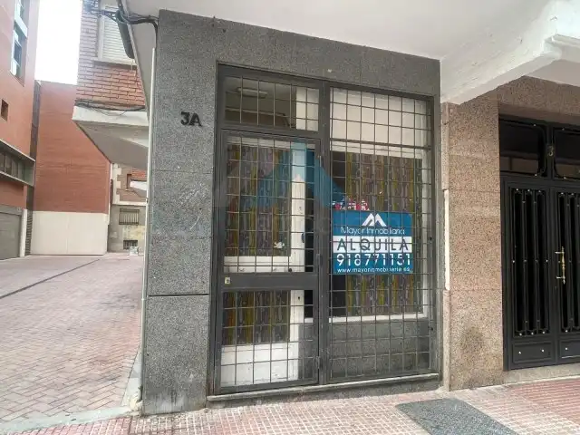 Local comercial de lloguer a Calle del Cid Campeador, imagen 2