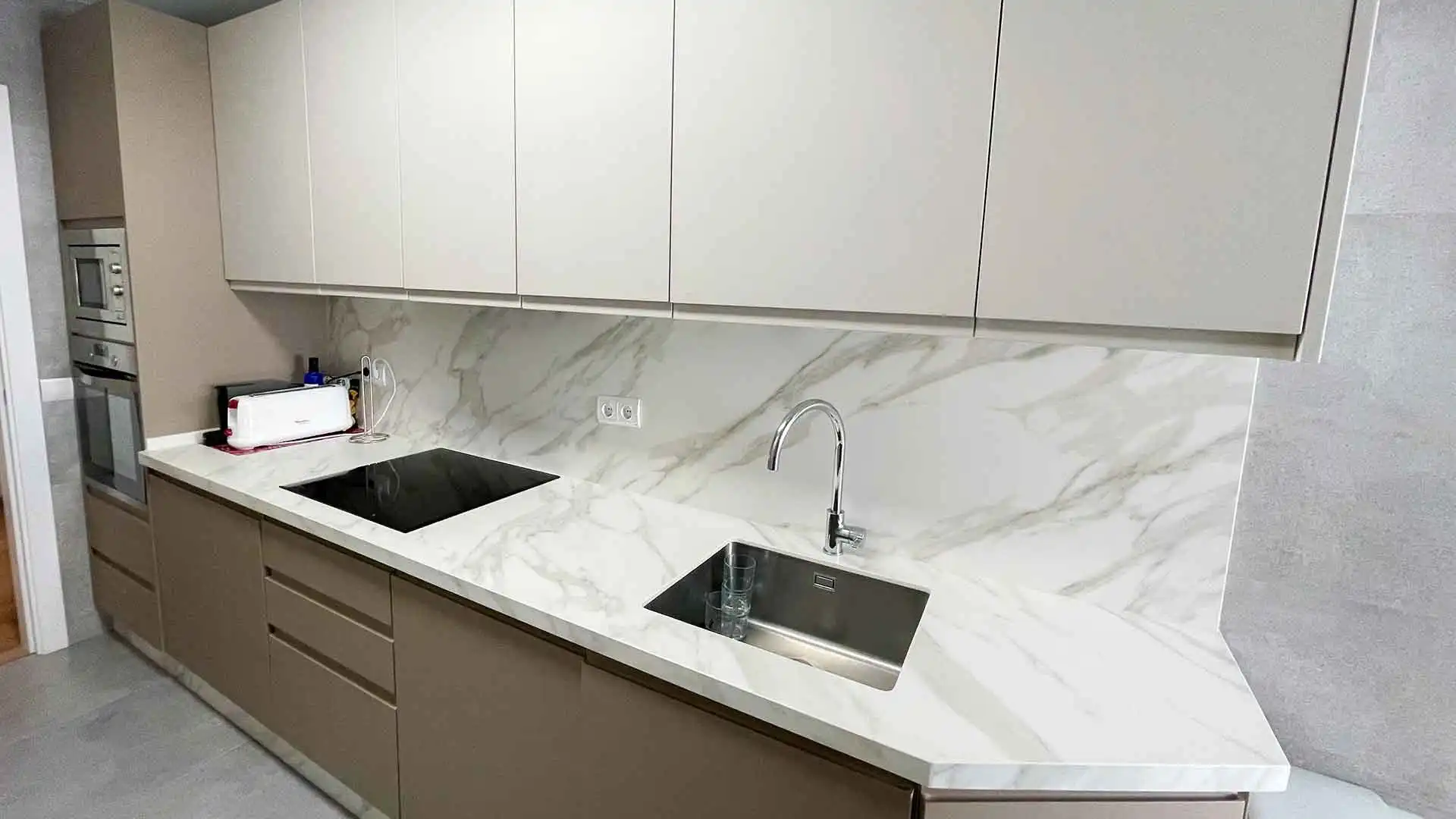 Kitchen of Apartments for rent in Marbella  with Air Conditioner, Terrace and Storage room