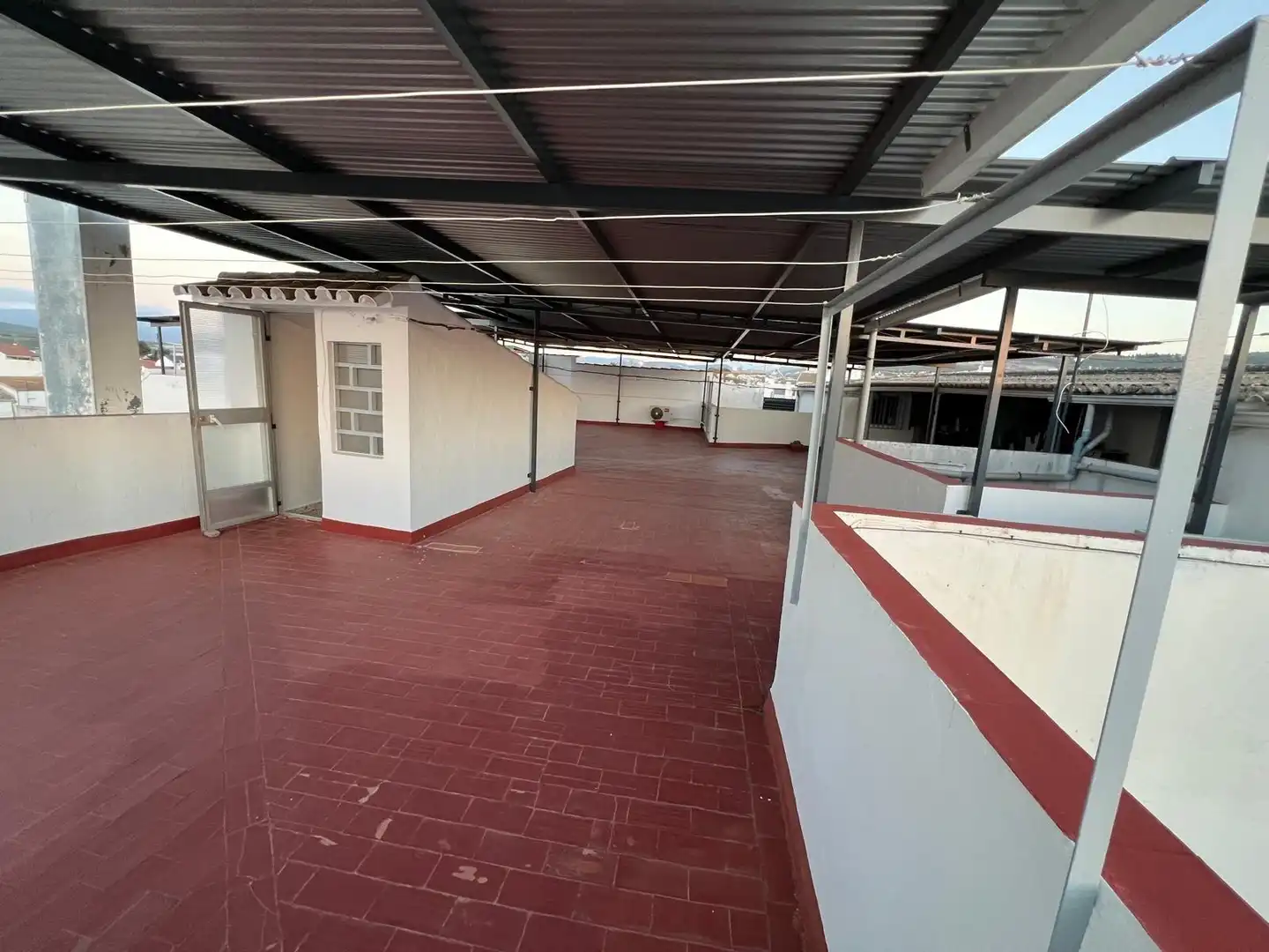 Terrassa de Pis en venda en Lucena amb Traster i Moblat