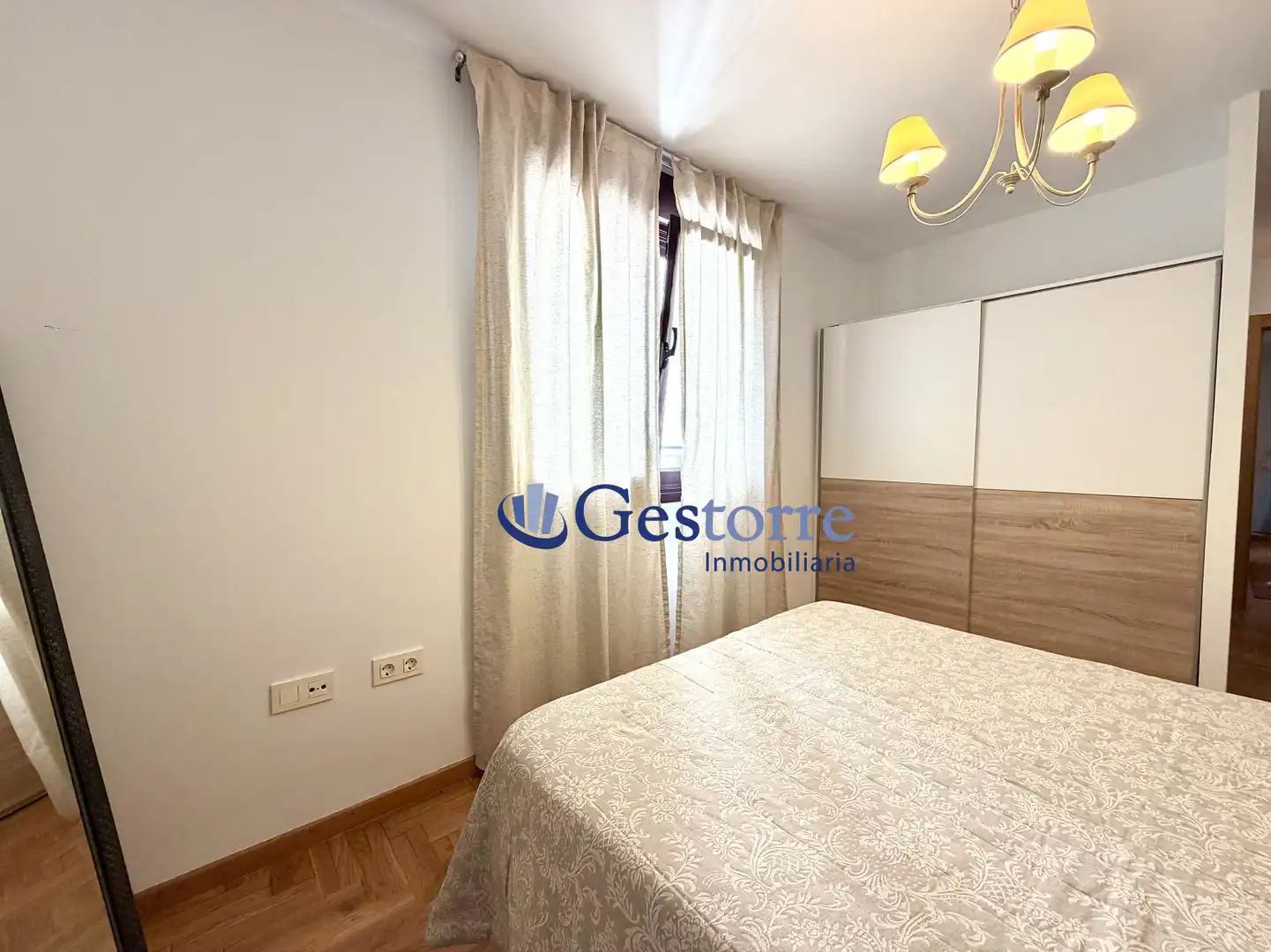Bedroom of Flat for rent in Oviedo   with Heating and Furnished