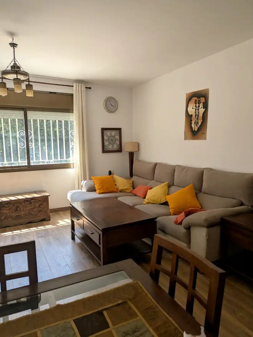 Sala d'estar de Casa o xalet en venda en La Roca del Vallès amb Aire condicionat, Calefacció i Jardí privat