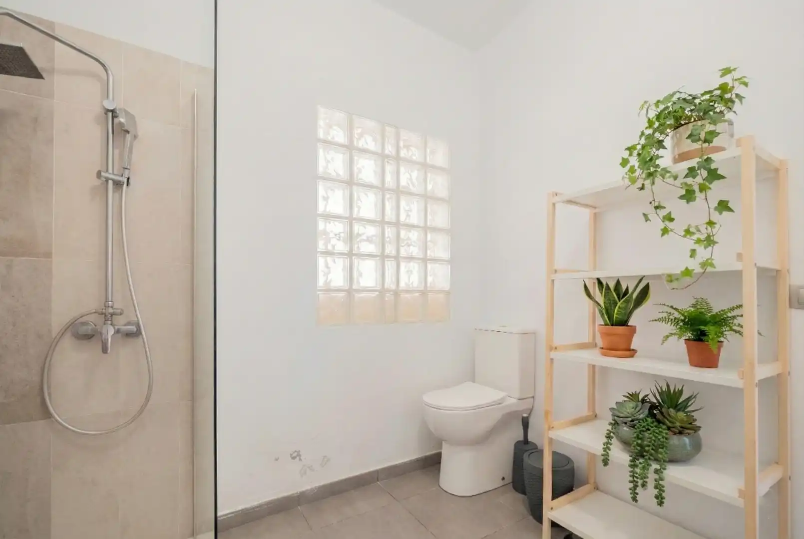 Baño de Casa adosada en venta en Las Palmas de Gran Canaria con Terraza, Trastero y Balcón