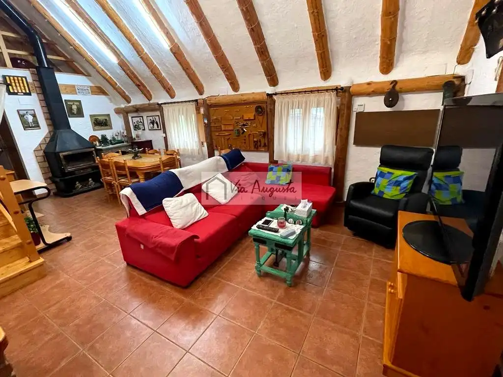 Sala de estar de Finca rústica en venta en Sant Jaume d'Enveja con Jardín privado